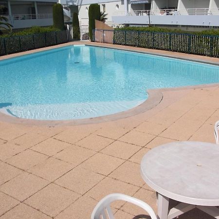 Agreable Appartement 4 Personnes A Villeneuve-Loubet Plage, Piscine, Mer, Commerces A Proximite Exteriér fotografie